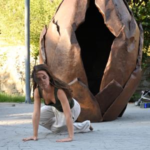 Puenteando: Escultura y danza
