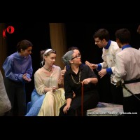 Escuela de Teatro de Granada: Mucho ruido y pocas nueces