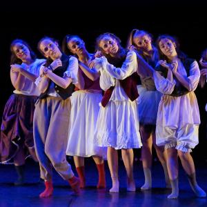 Fotografía de Un capítulo de la Historia de la civilización - Conservatorio de Danza