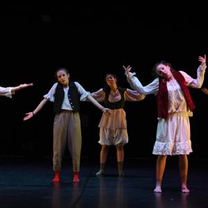 Fotografía de Un capítulo de la Historia de la civilización - Conservatorio de Danza