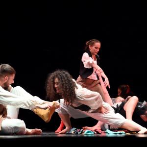 Fotografía de Un capítulo de la Historia de la civilización - Conservatorio de Danza