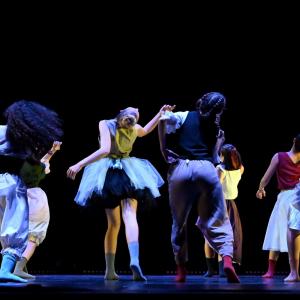 Fotografía de Un capítulo de la Historia de la civilización - Conservatorio de Danza