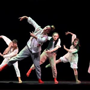 Fotografía de Un capítulo de la Historia de la civilización - Conservatorio de Danza