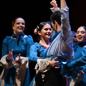 Fotografía de Por bandera - Conservatorio de Danza