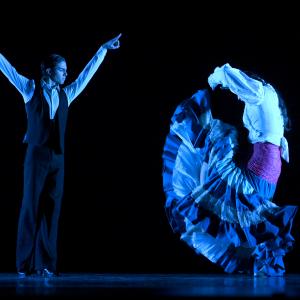 Fotografía de Por Bandera - Conservatorio de Danza