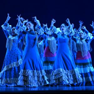 Fotografía de Por Bandera - Conservatorio de Danza