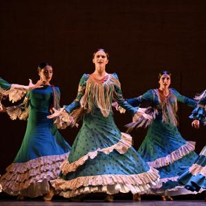 Fotografía de Por Bandera - Conservatorio de Danza