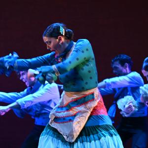Fotografía de Por Bandera - Conservatorio de Danza