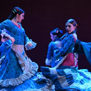 Fotografía de Por Bandera - Conservatorio de Danza