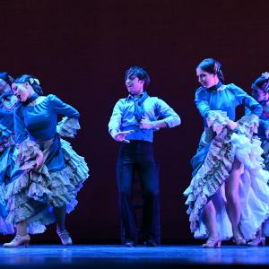 Fotografía de Por Bandera - Conservatorio de Danza