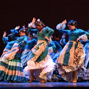 Fotografía de Por Bandera - Conservatorio de Danza