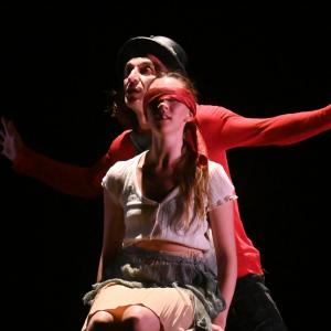 Fotografía de El viaje de Alicia - Cía Danza Fernando Hurtado