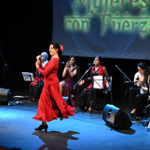 Fotografía de Mujeres con fuerza - 