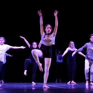 Fotografía de Talleres Danza Contemporánea (Pase previo) - Conservatorio de Danza
