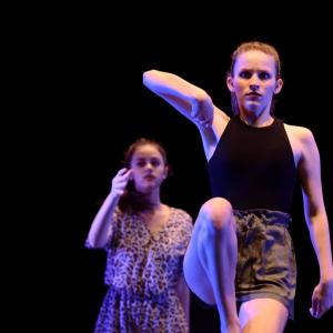 Fotografía de Talleres Danza Contemporánea - Conservatorio de Danza