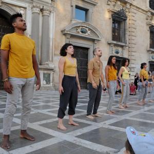 Fotografía de Muestra de Danza contemporánea - Escuela de danza y flamenco Lucía Guarnido