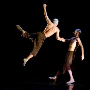 Fotografía de Talleres Danza contemporánea - Conservatorio de Danza