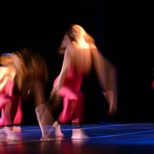 Fotografía de Talleres Danza contemporánea - Conservatorio de Danza