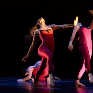 Fotografía de Talleres Danza contemporánea - Conservatorio de Danza