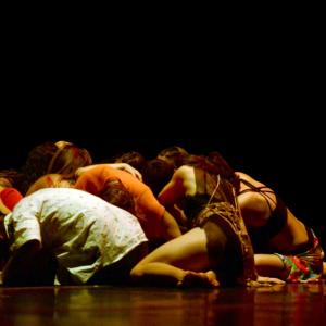 Fotografía de Talleres Danza contemporánea - Conservatorio de Danza