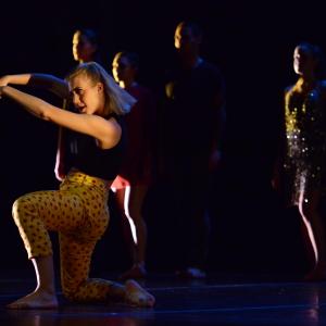 Fotografía de Talleres Danza contemporánea - Conservatorio de Danza