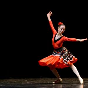 Fotografía de La primavera es danza - Grupo de Danza Tiempo Presente
