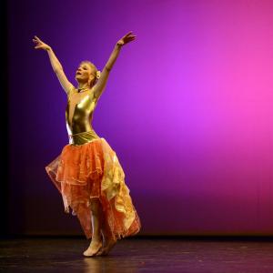 Fotografía de La primavera es danza - Grupo de Danza Tiempo Presente