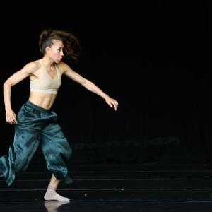 Fotografía de Talleres Danza contemporánea - Conservatorio de Danza