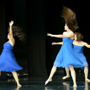 Fotografía de Talleres Danza contemporánea - Conservatorio de Danza