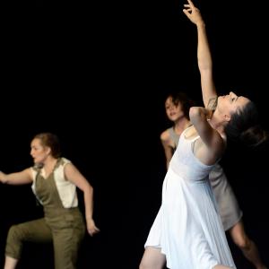 Fotografía de Talleres Danza contemporánea - Conservatorio de Danza