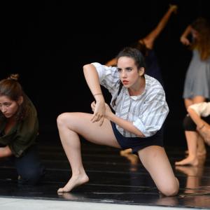 Fotografía de Talleres Danza contemporánea - Conservatorio de Danza