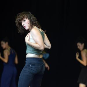 Fotografía de Talleres Danza contemporánea - Conservatorio de Danza