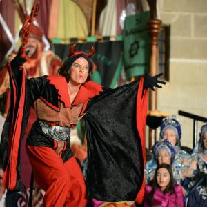 Fotografía de Desfiles de Moros y Cristianos en Cúllar (Plaza y representación) - Comparsas de moros y cristianos de Cúllar