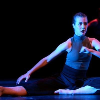 Fotografía de Talleres de danza contemporánea (representación 1) - Conservatorio de Danza