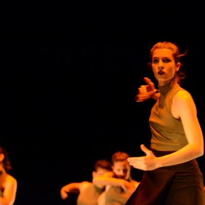 Fotografía de Talleres de danza contemporánea (representación 1) - Conservatorio de Danza