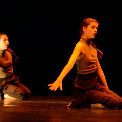 Fotografía de Talleres de danza contemporánea (representación 1) - Conservatorio de Danza