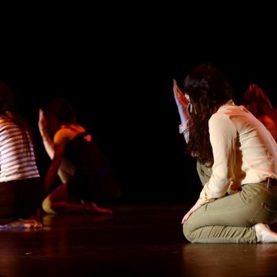 Fotografía de Talleres de danza contemporánea (representación 1) - Conservatorio de Danza