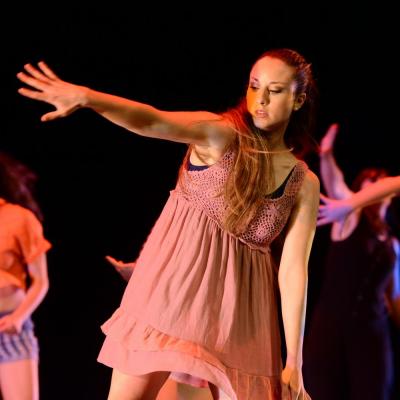 Fotografía de Talleres de danza contemporánea (representación 1) - Conservatorio de Danza