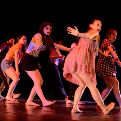 Fotografía de Talleres de danza contemporánea (representación 1) - Conservatorio de Danza