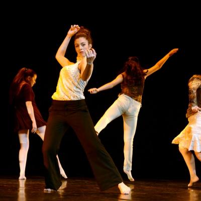 Fotografía de Talleres de danza contemporánea (representación 1) - Conservatorio de Danza