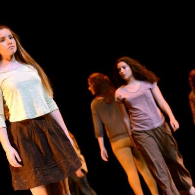 Fotografía de Talleres de danza contemporánea (representación 1) - Conservatorio de Danza