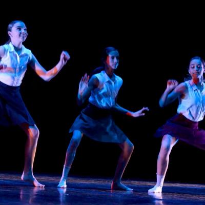 Fotografía de Talleres de danza contemporánea (representación 1) - Conservatorio de Danza