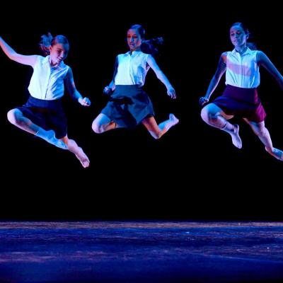 Fotografía de Talleres de danza contemporánea (representación 1) - Conservatorio de Danza