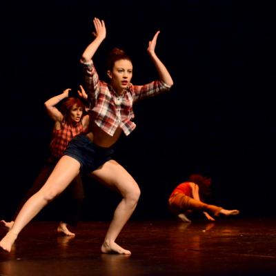 Fotografía de Talleres de danza contemporánea (representación 1) - Conservatorio de Danza