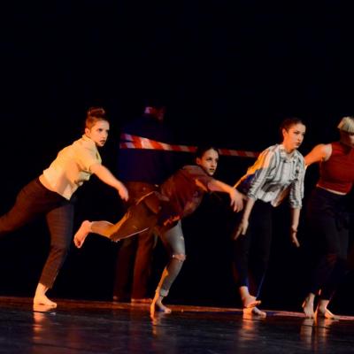 Fotografía de Talleres de danza contemporánea (representación 1) - Conservatorio de Danza