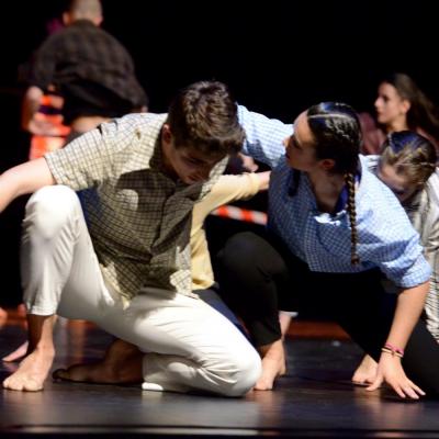 Fotografía de Talleres de danza contemporánea (representación 1) - Conservatorio de Danza