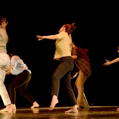 Fotografía de Talleres de danza contemporánea (representación 1) - Conservatorio de Danza