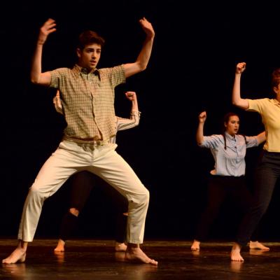 Fotografía de Talleres de danza contemporánea (representación 1) - Conservatorio de Danza