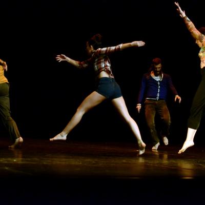 Fotografía de Talleres de danza contemporánea (representación 1) - Conservatorio de Danza