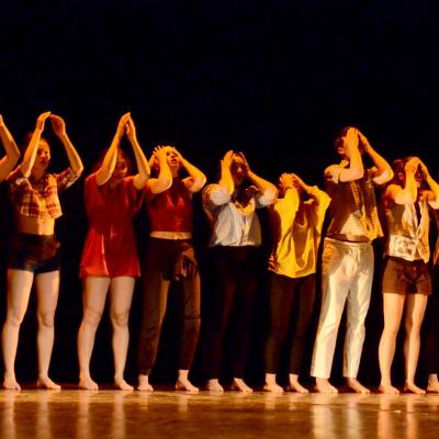 Fotografía de Talleres de danza contemporánea (representación 1) - Conservatorio de Danza
